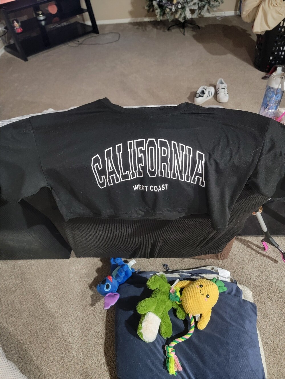 California West Coast Black Graphic Crop Top